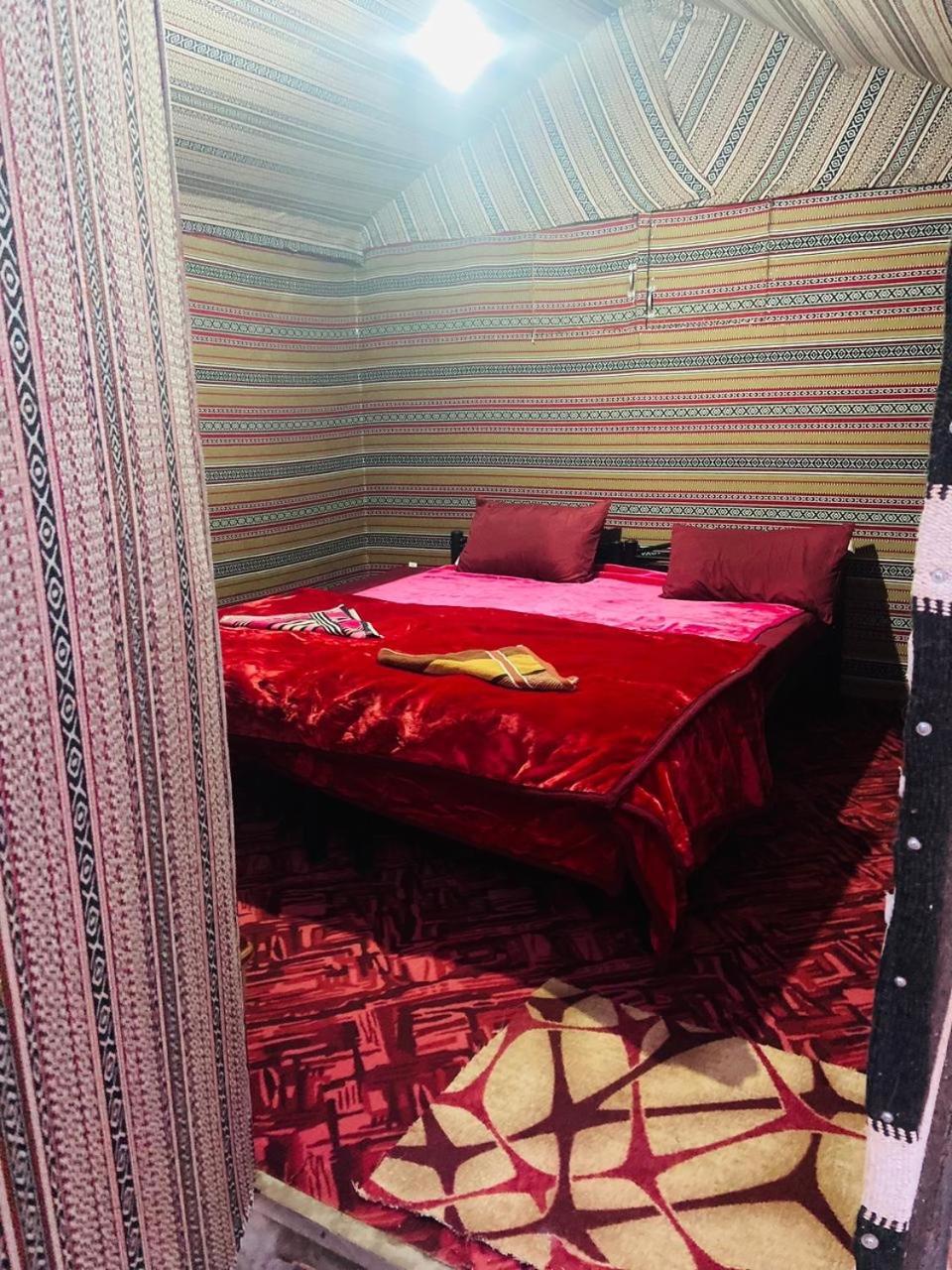 Wadi Rum Bedouin Heart Camp מראה חיצוני תמונה